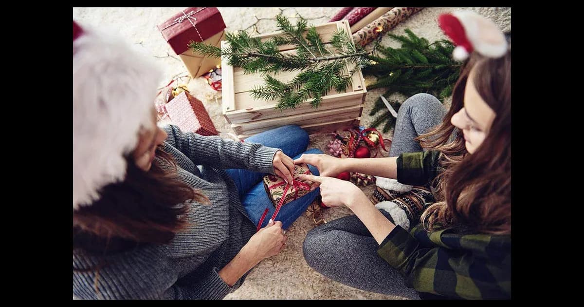 Jakie można zrobić prezent pod choinkę, by zaskoczyć bliskich?